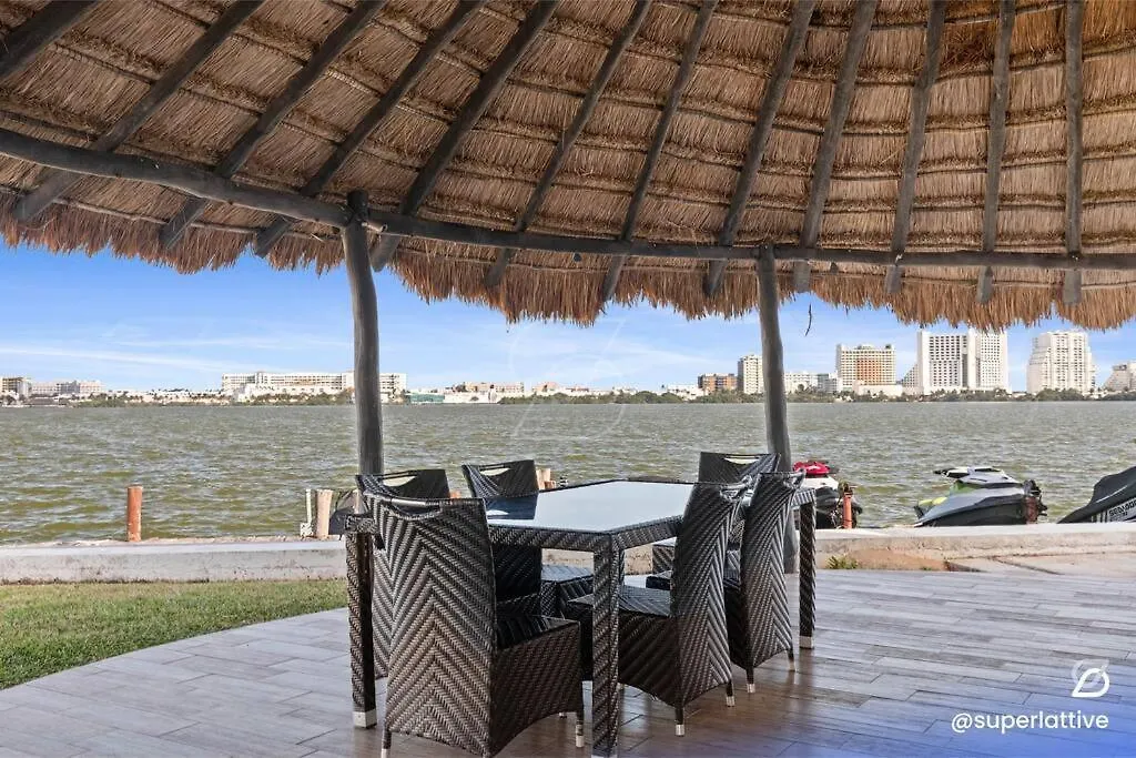 Amplio 3B En Zona Hotelera Con Increible Vista A La Laguna Cancún Appartement